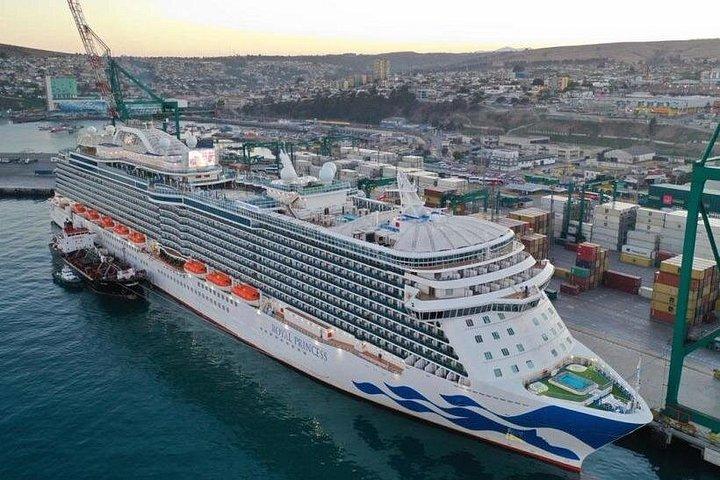 Private transfer from San Antonio Pier to Santiago Airport