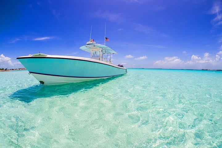 Private Round Trip Nassau BahaMar and Atlantis Surrounding Hotels
