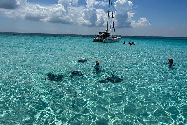 Half-Day Private Customisable Boat Charter in Grand Cayman