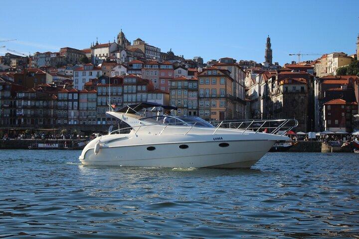 Port : Private Yacht Cruise with Local Wine, Snacks & 7 bridges