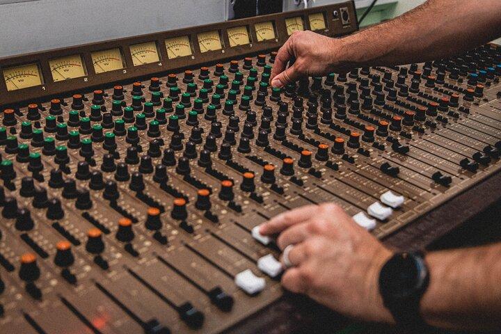 Stuck in the 90s A Nostalgic Music Experience