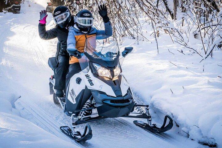 1 Hour Fairbanks Guided, Double Rider, Snowmobile Adventure