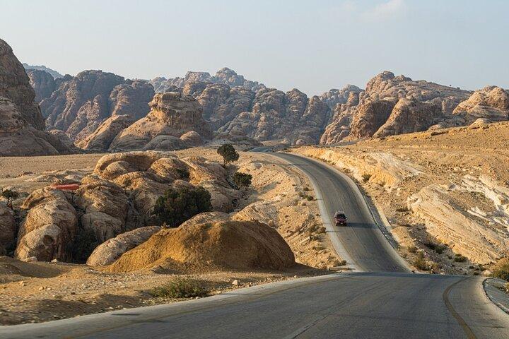 Private Flexible Transportation from Amman to Jordan’s Cities .
