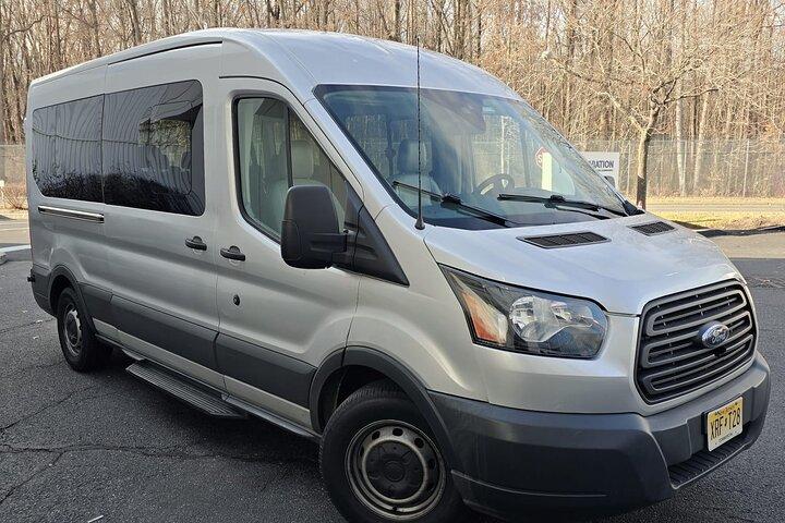 10 Passenger Van from EWR Newark Airport to Times Square