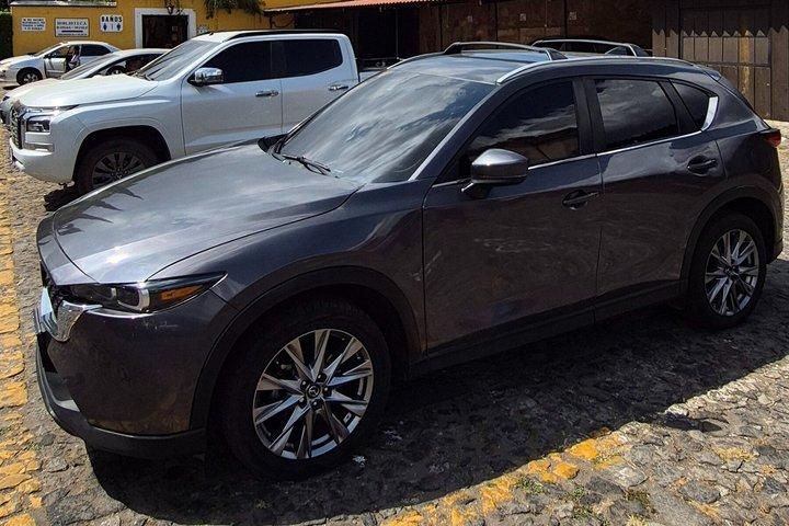 Private Transfer from Airport to Antigua