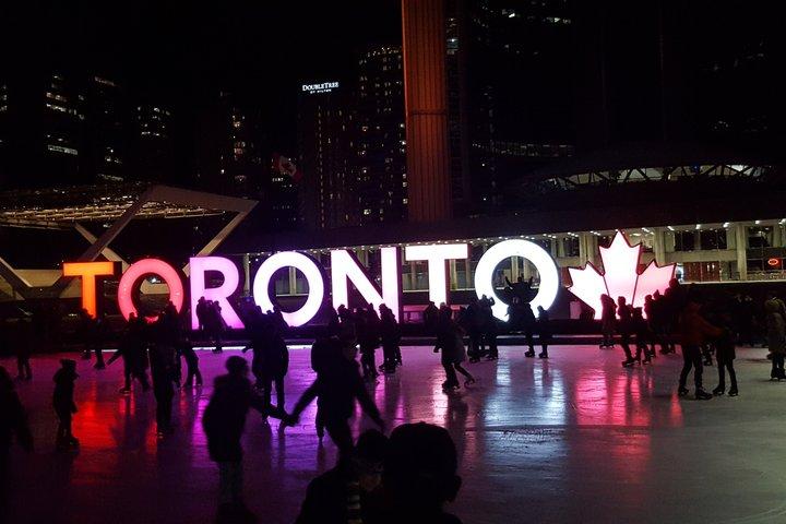 Private Transfer Toronto Pearson Airport To Toronto Hotels/Airbnb