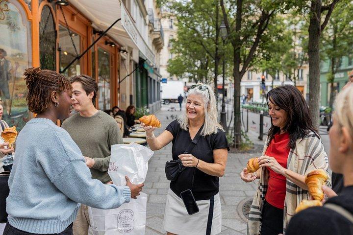 Paris: Le Marais Private Guided Food Tour with 10 French Tastings