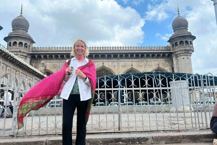 Signature Old City Guided Walking Tour with option of 04 Museums