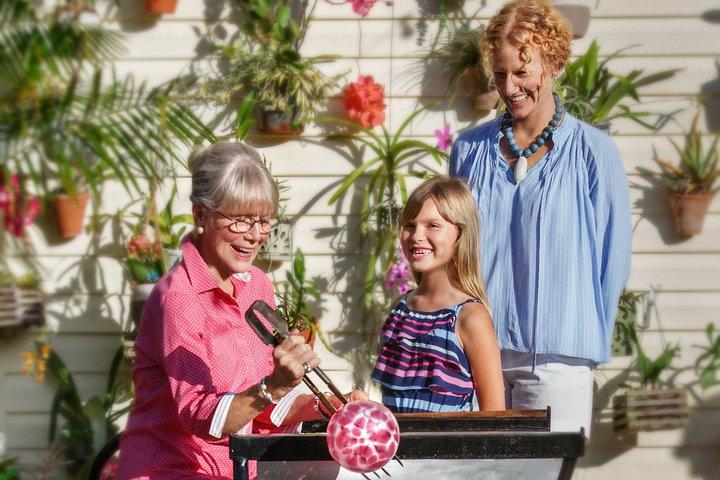 Blow your own glass bowl hosted by Glassblowing in the Garden