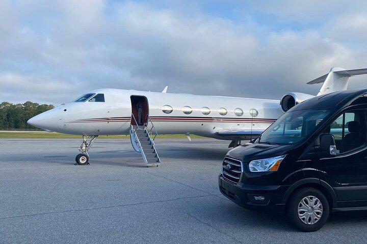 Greenville-Spartanburg Airport (GSP) to Greenville - Round-Trip Private Transfer