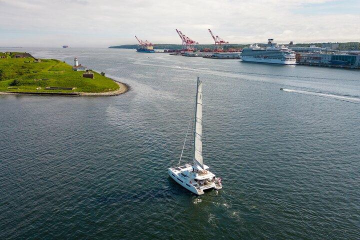 JFarwell Sip & Sail aboard the Reverie