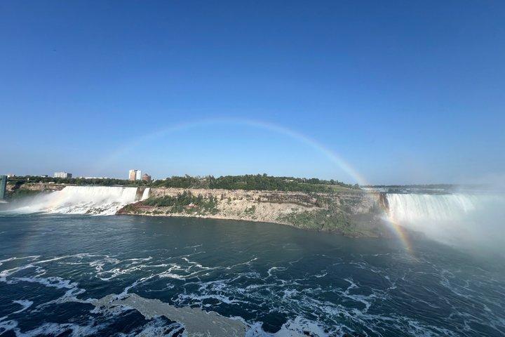 Private Taxi Transfer from Buffalo to Niagara Falls Canada