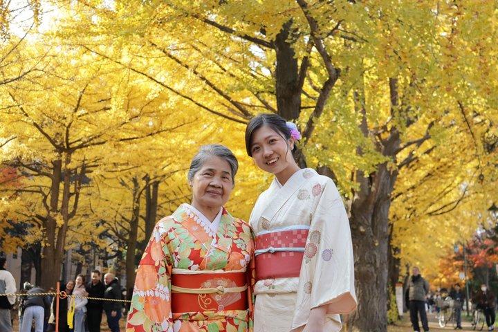 Private Kimono & Photo Experience with a Tokyo-Trained Stylist