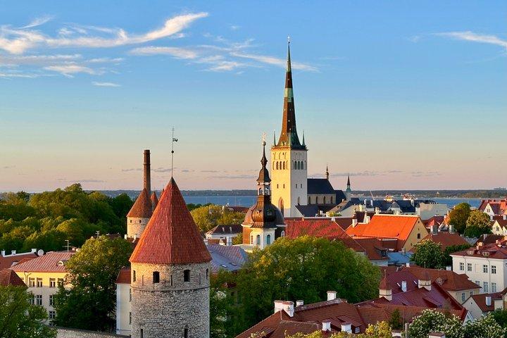 Guided Tallinn Old Town Walking Tour