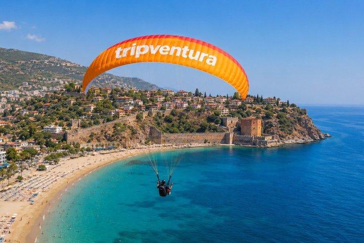 Tandem Paragliding Tour in Alanya with Roundtrip Transfer