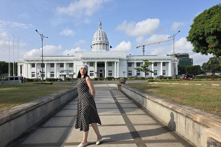 Explore Colombo Heritage and Cultural Temples Tour by Tuk Tuk