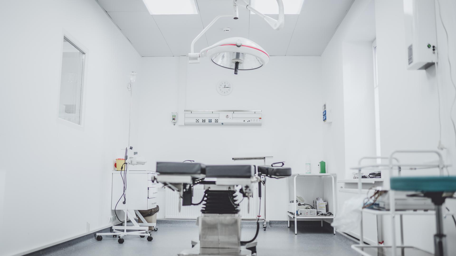 Cover Image for Healthcare for Newcomers: Navigating Canada's Healthcare System
