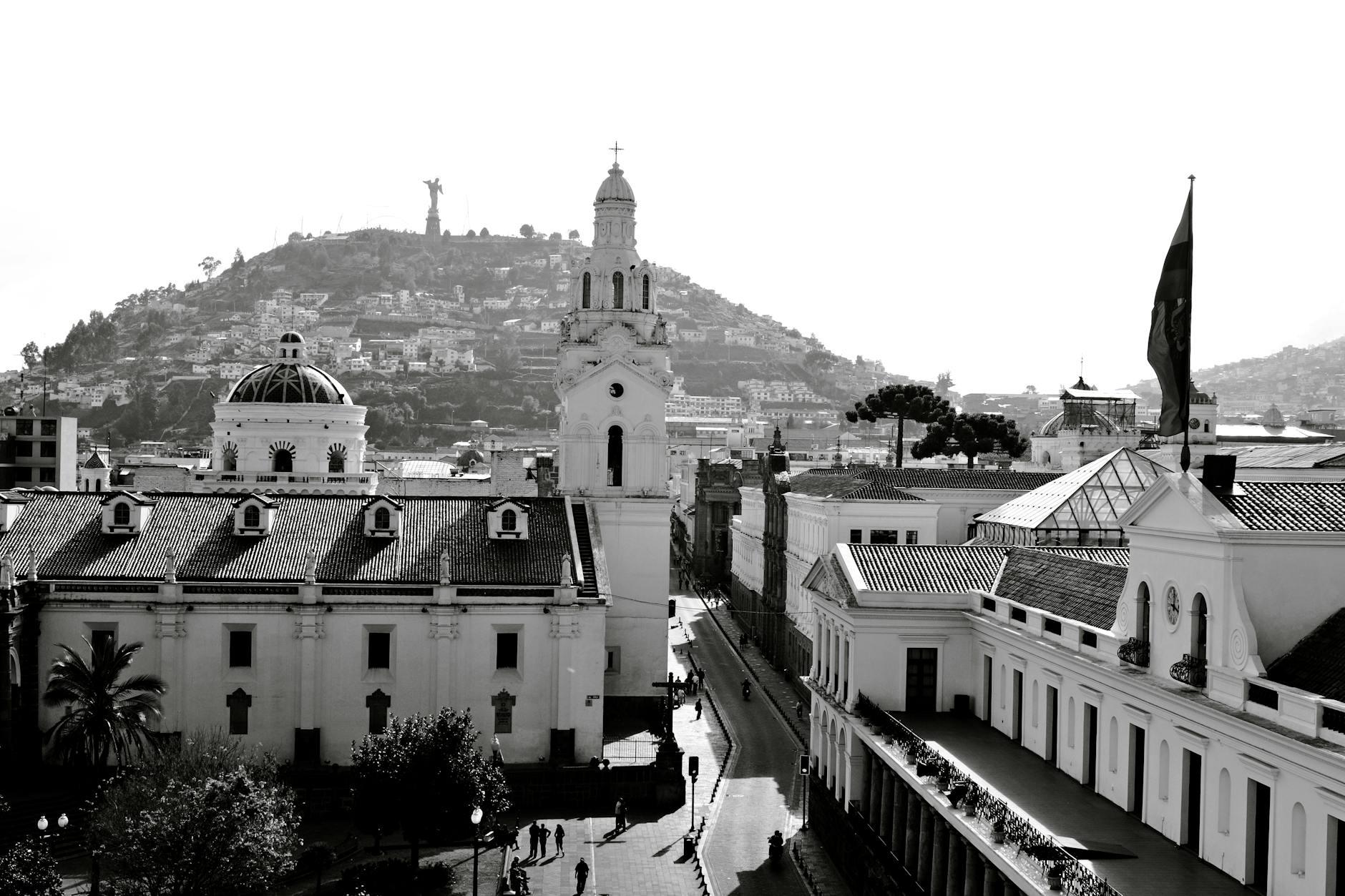 Quito skyline